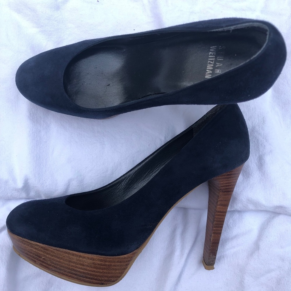 Navy Blue Stuart Weitzman sz 8 stacked heels